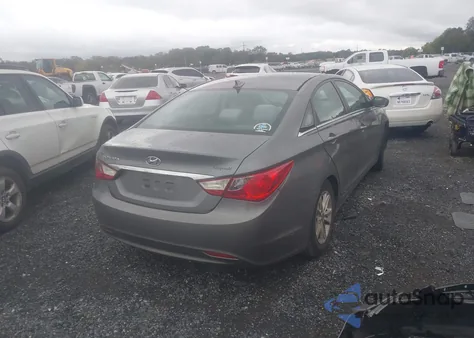 2013 Hyundai Sonata Gls z USA, uszkodzony, nr VIN 5NPEB4AC7DH761004
